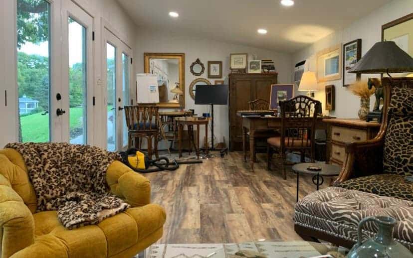 Furnished home shed studio